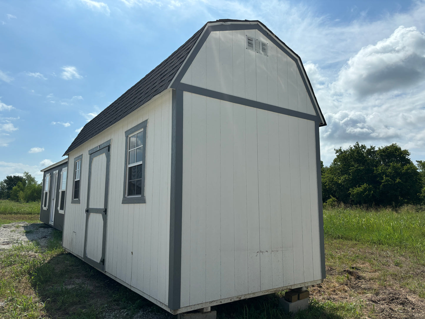 REPO 8x20 Side Lofted Barn